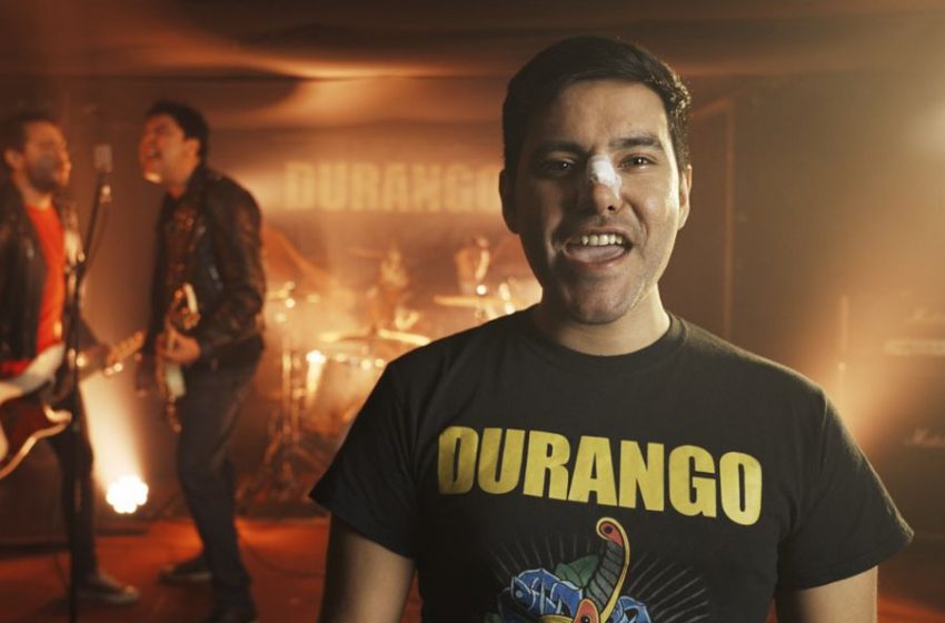  Ariel Mateluna se “replica” en videoclip de “Esta vida” del legendario grupo de punk chileno Durango