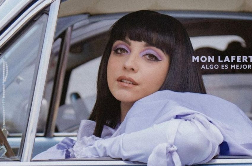  “Algo es mejor”: El nuevo sencillo de Mon Laferte de cara a los Latin Grammys 2022